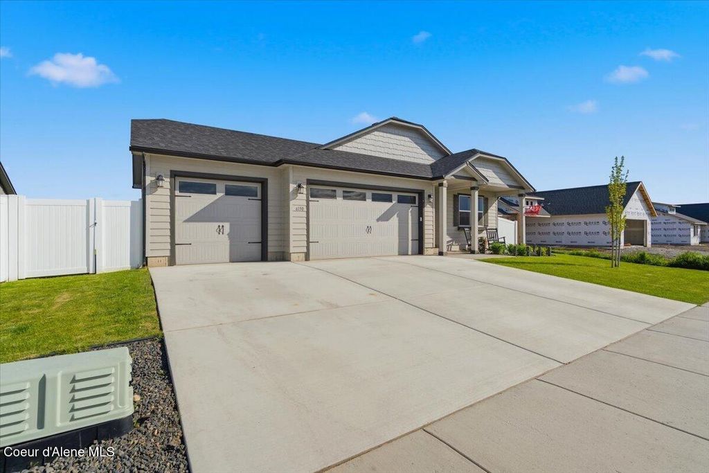 Photo of 6150 Ballentree LN, Rathdrum, ID 83858 (MLS # 26-5185)