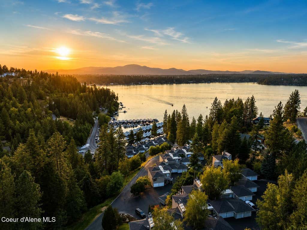 Photo of 3570 Tobler RD #UNIT B7, Hayden, ID 83835 (MLS # 26-7939)