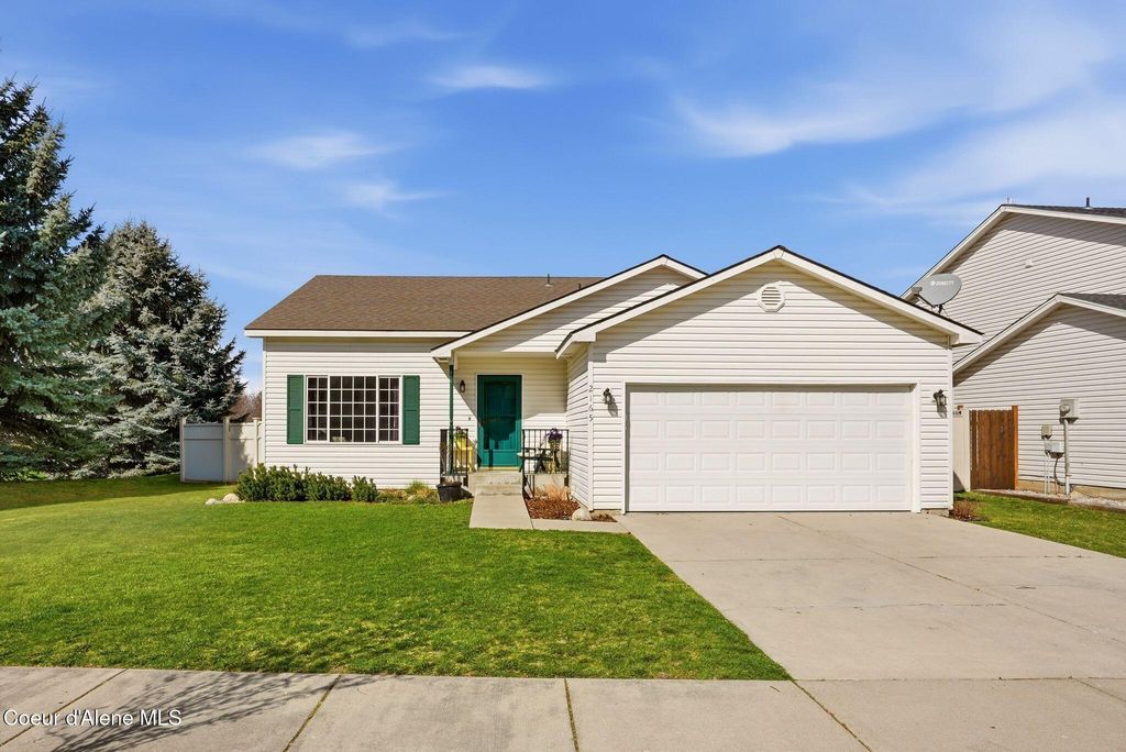 Photo of 2165 Methow Ct, Post Falls, ID 83854 (MLS # 26-3296)