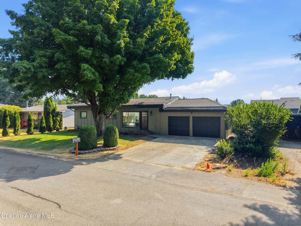 Photo of 9462 Baack RD, Hayden, ID 83835 (MLS # 26-8115)