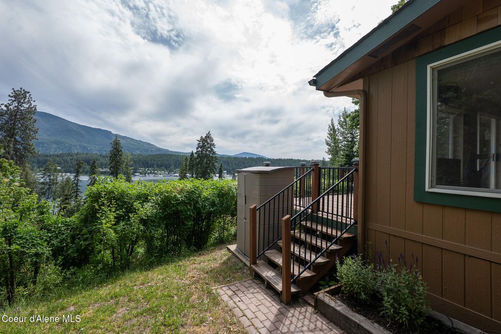 Photo of 17532 Bannock Dr, Bayview, ID 83803 (MLS # 26-1826)
