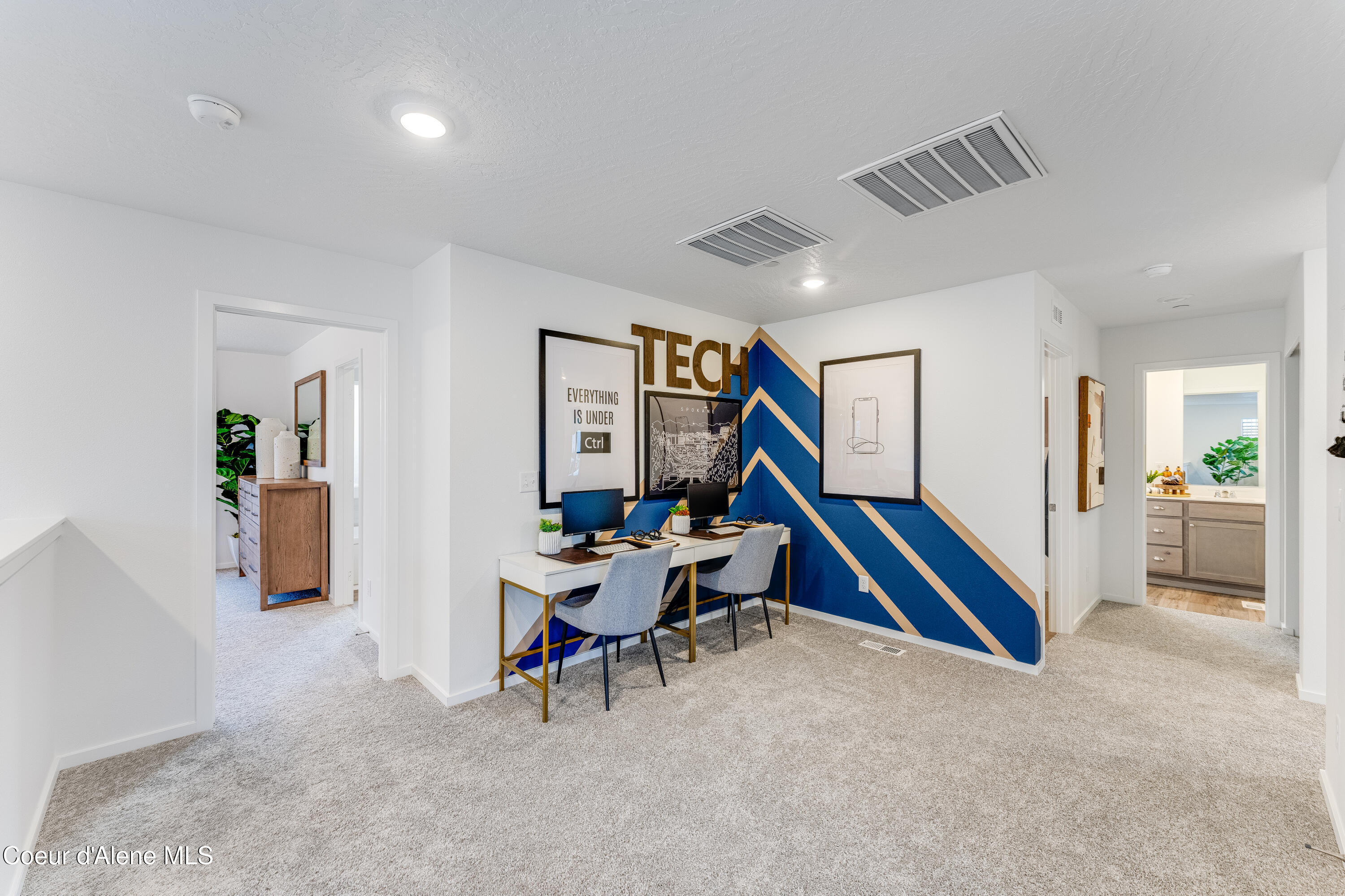 Hayden, Idaho 83835, United States, 3 Bedrooms Bedrooms, ,3 BathroomsBathrooms,Residential,Pending,18613