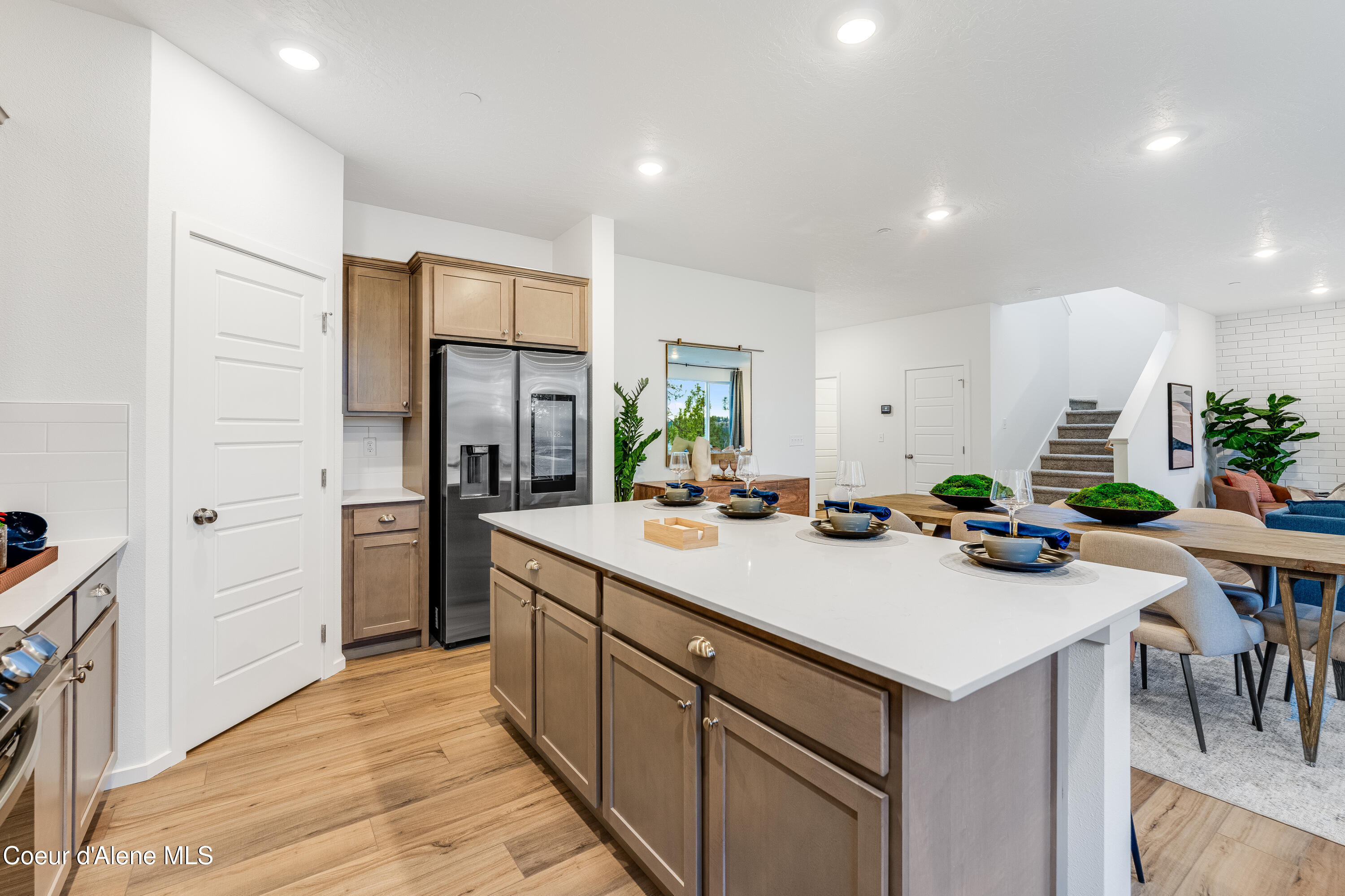 Hayden, Idaho 83835, United States, 3 Bedrooms Bedrooms, ,3 BathroomsBathrooms,Residential,Pending,18613