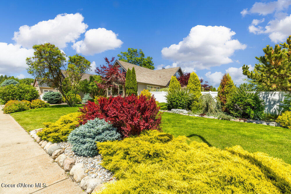 Hayden, Idaho 83835, United States, 3 Bedrooms Bedrooms, ,2 BathroomsBathrooms,Residential,Pending,55517