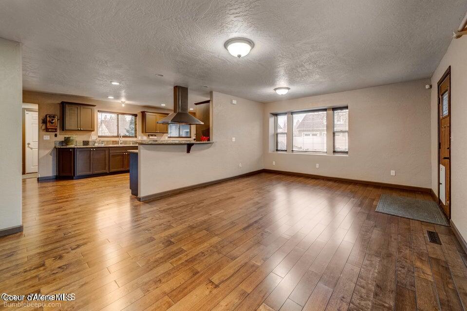 Hayden, Idaho 83835, United States, 3 Bedrooms Bedrooms, ,2 BathroomsBathrooms,Residential,Pending,55517