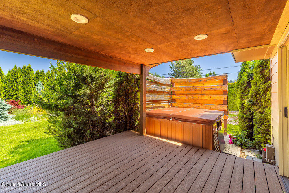 Hayden, Idaho 83835, United States, 3 Bedrooms Bedrooms, ,2 BathroomsBathrooms,Residential,Pending,55517