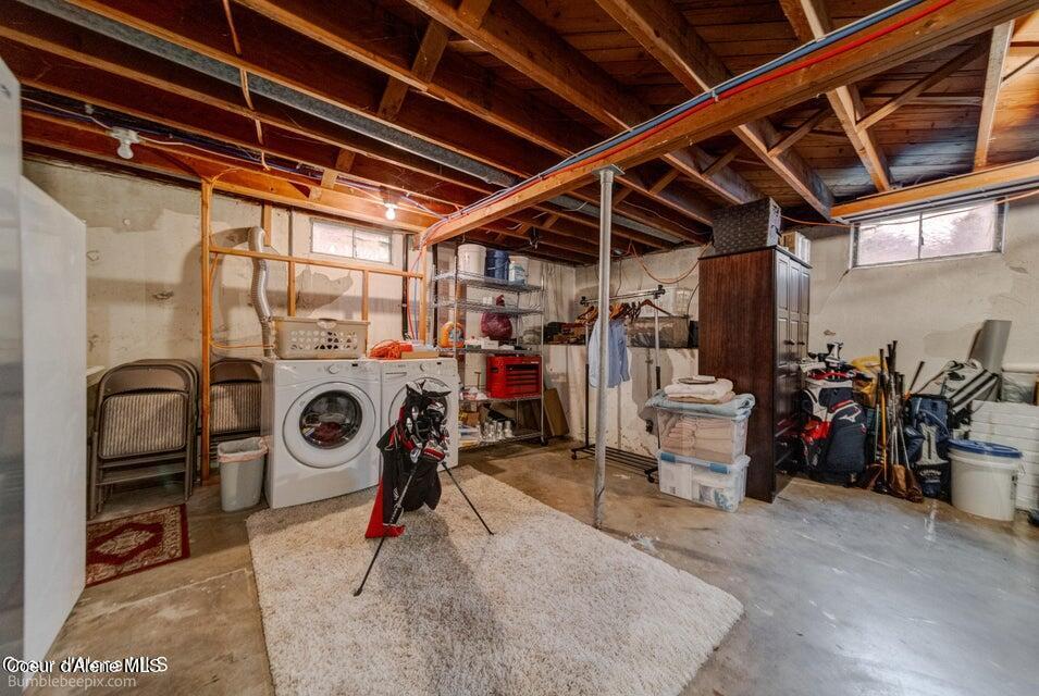 Hayden, Idaho 83835, United States, 3 Bedrooms Bedrooms, ,2 BathroomsBathrooms,Residential,Pending,55517