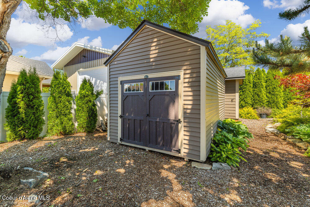 Hayden, Idaho 83835, United States, 3 Bedrooms Bedrooms, ,2 BathroomsBathrooms,Residential,Pending,55517