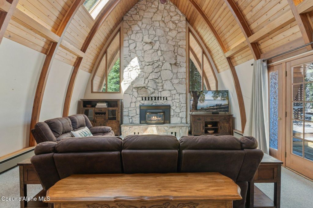 Photo of 762 Reeder Bay Rd, Nordman, ID 83848 (MLS # 25-4491)