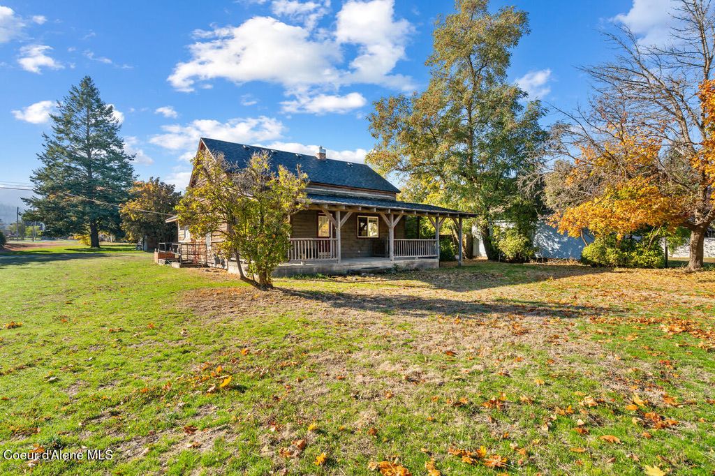 Photo of 320 3RD, Post Falls, ID 83854 (MLS # 26-1057)