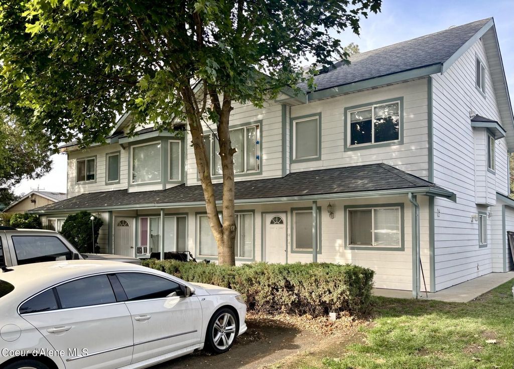 Photo of 307 E Mullan AVE, Post Falls, ID 83854 (MLS # 24-9987)