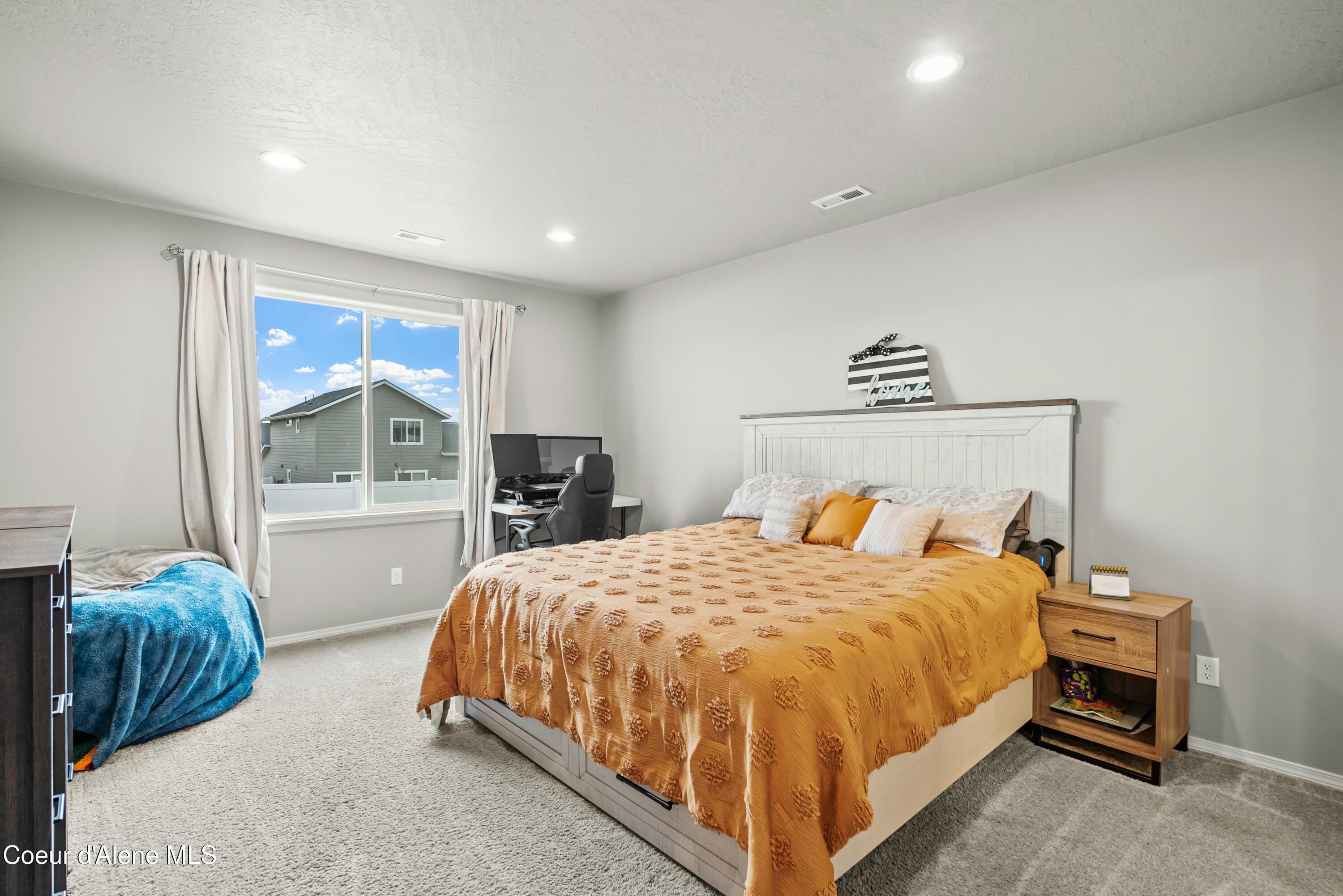 3840 N June Bug St, Post Falls, Idaho image 12