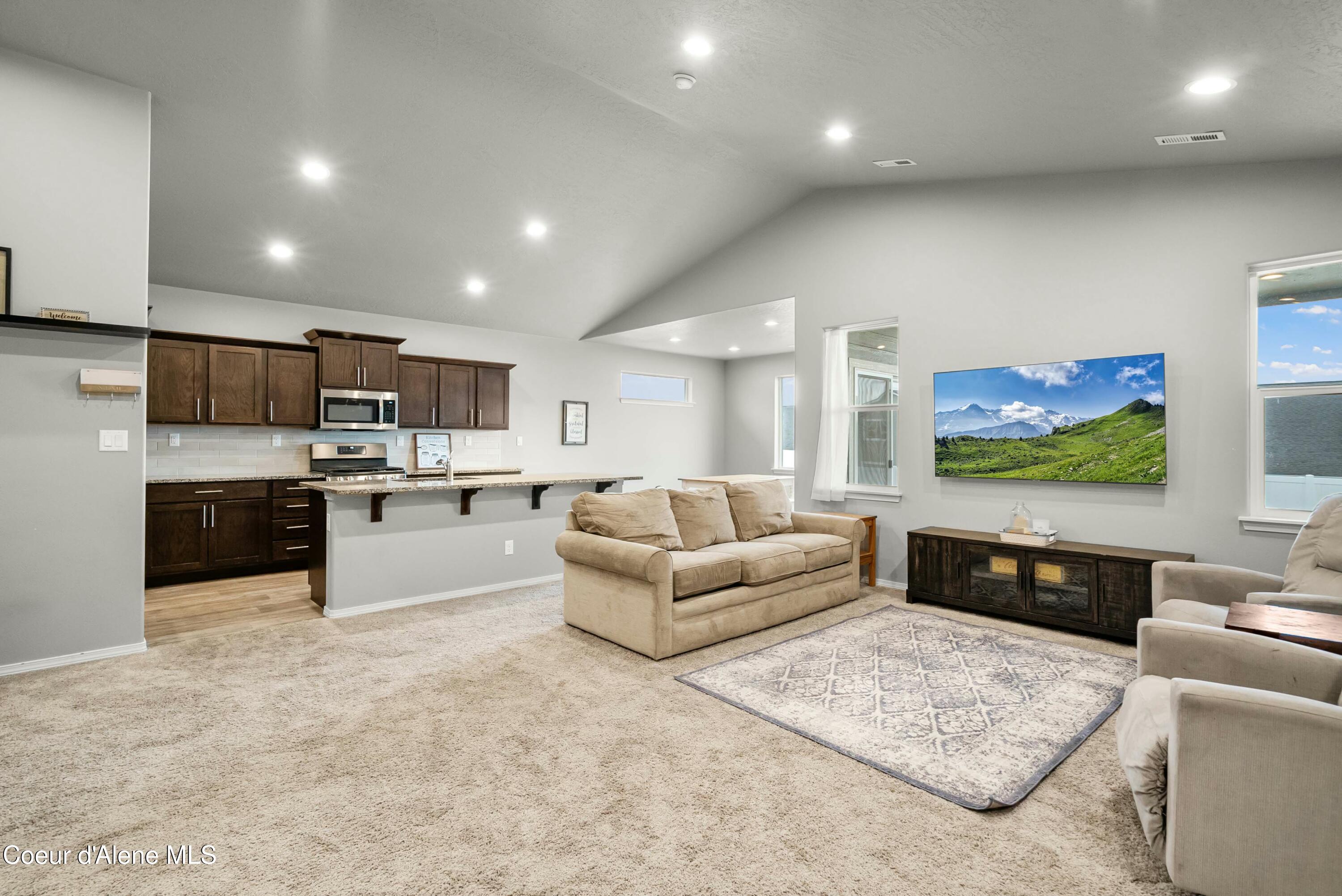 3840 N June Bug St, Post Falls, Idaho image 7