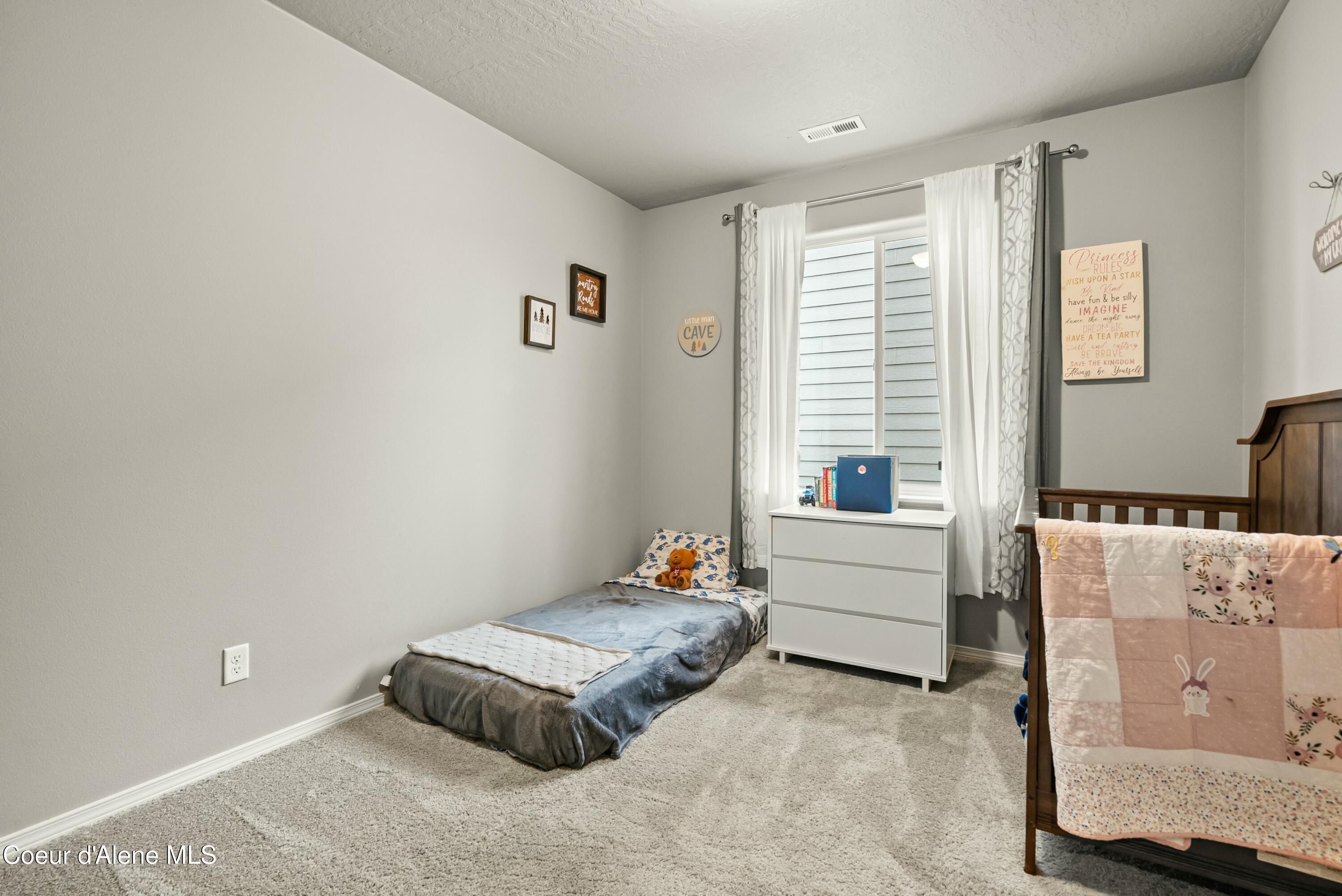 3840 N June Bug St, Post Falls, Idaho image 22