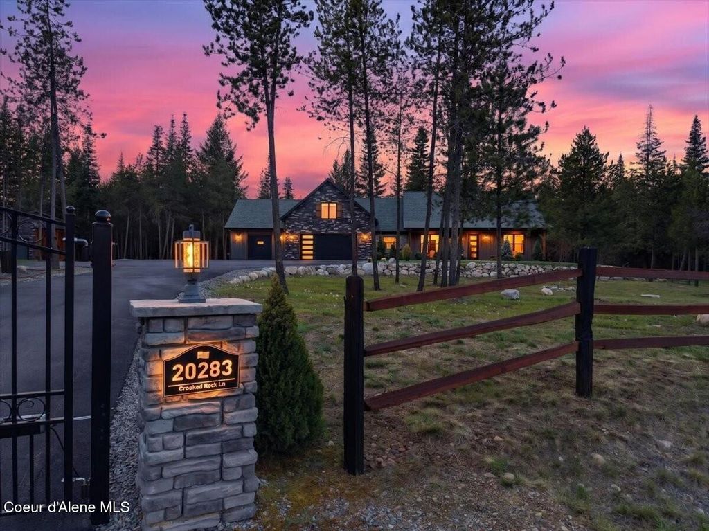 Photo of 20283 Crooked Rock Ln, Rathdrum, ID 83858 (MLS # 26-5090)