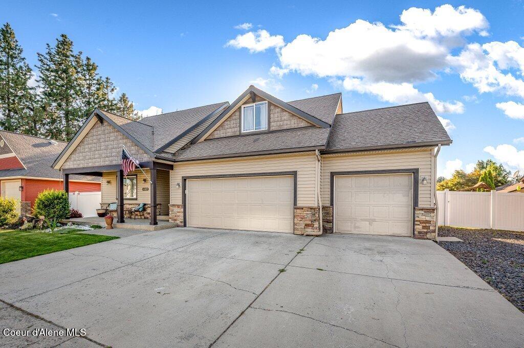 Photo of 11269 JENNIFER LN, Hayden, ID 83835 (MLS # 26-9509)