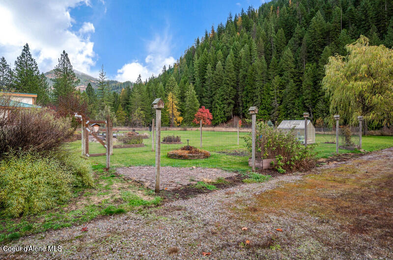 104 Tomsche Ave, Wallace, Idaho image 32