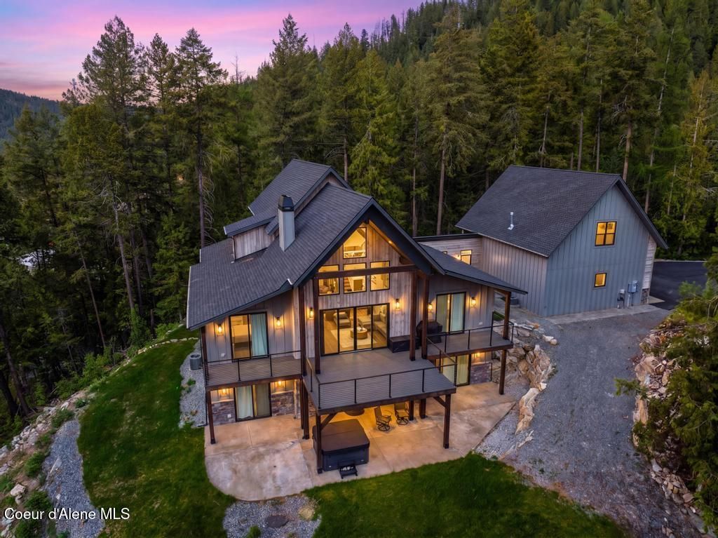 Photo of 302 IDAHO CLUB Club, Sandpoint, ID 83864 (MLS # 26-5157)
