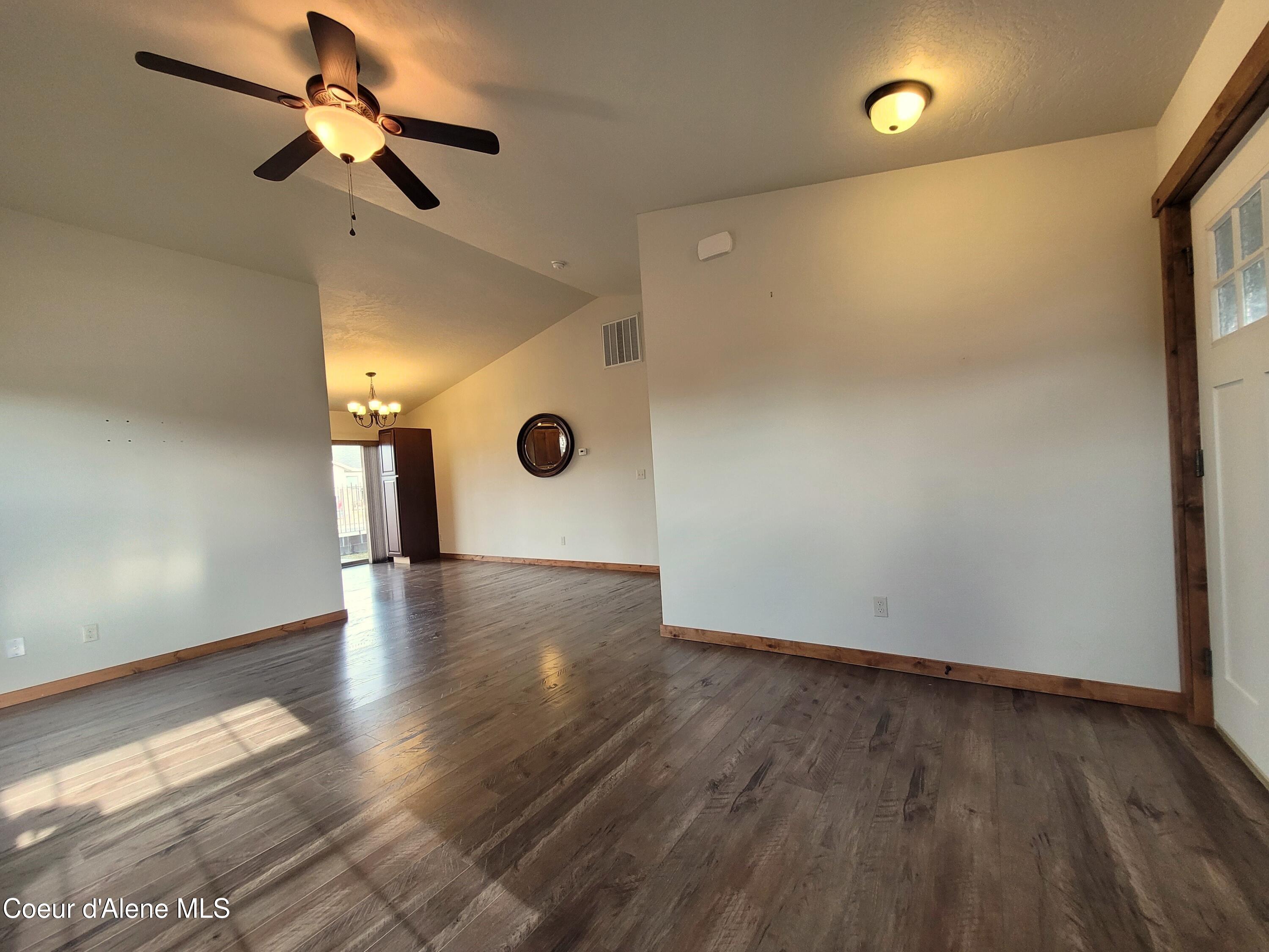 7878 W Kayak Ct, Rathdrum, Idaho image 9