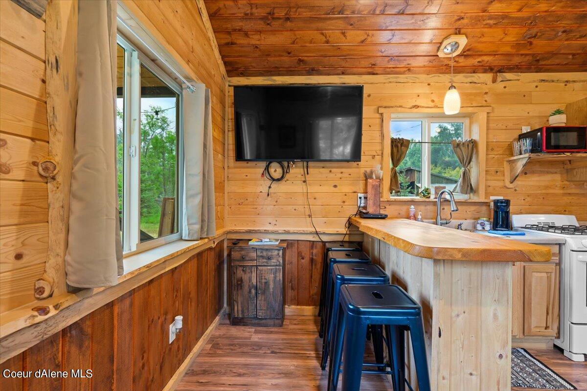 68 S Upland Dr, Sandpoint, Alaska image 9