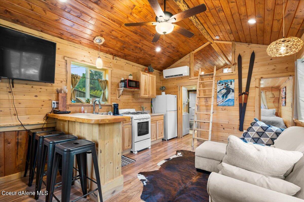 68 S Upland Dr, Sandpoint, Alaska image 5