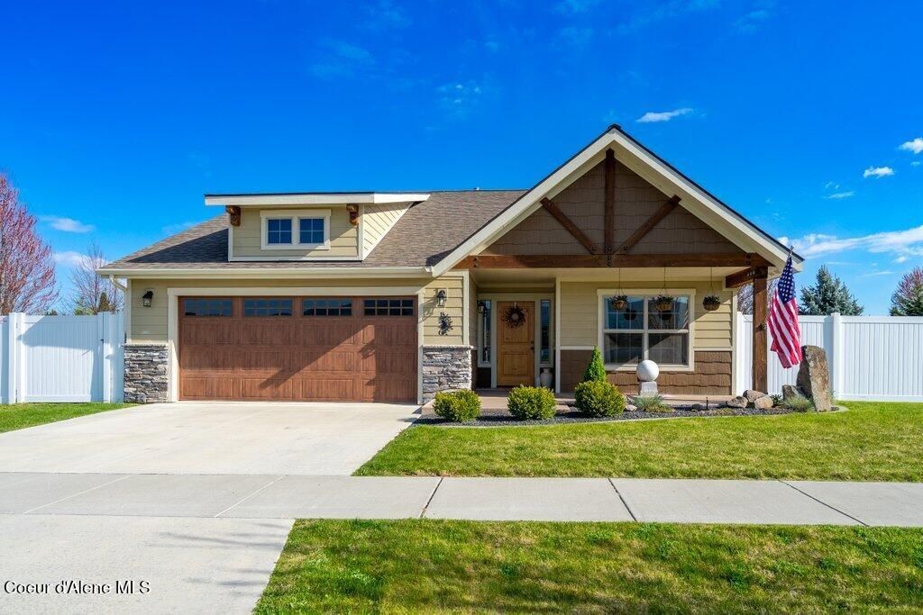 Photo of 1546 Wayward Cir, Post Falls, ID 83854 (MLS # 26-4236)