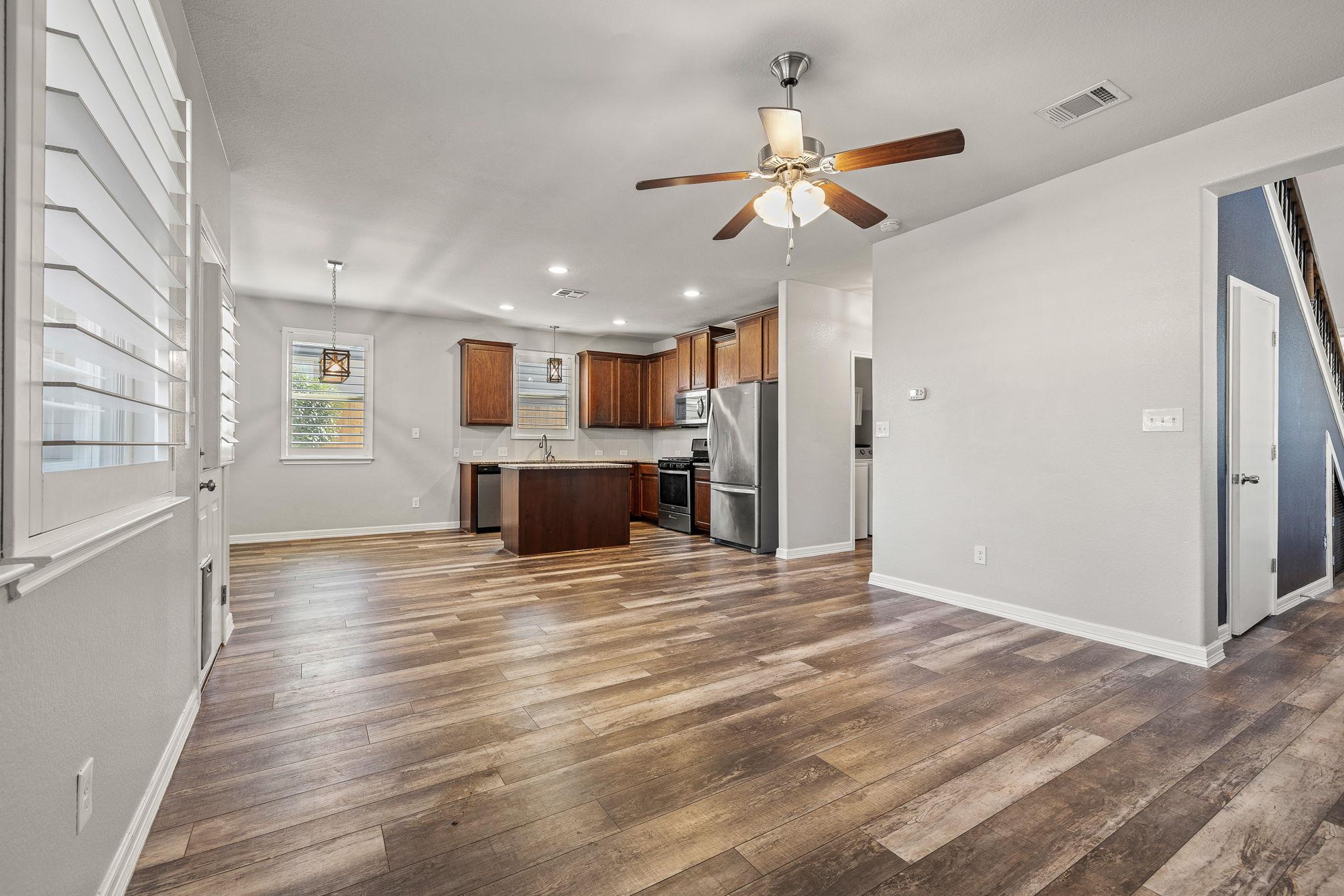 529 Cinnamon Teal LN