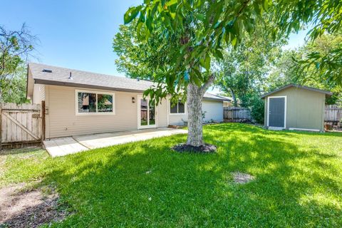 Tiny photo for 2515 McGregor DR, Austin, TX 78745 (MLS # 7998906)