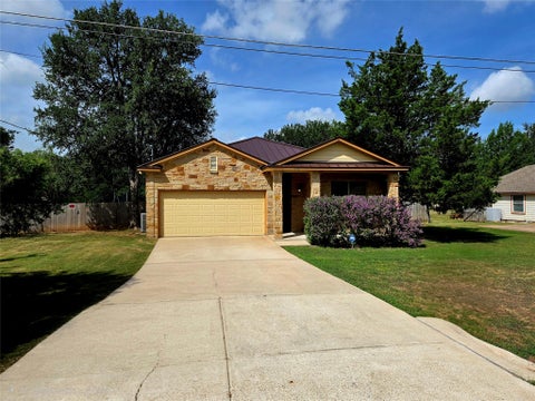 Photo of 141 Kokomo LN, Bastrop, TX 78602 (MLS # 9540533)