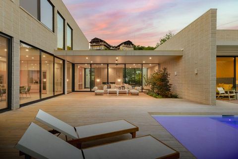 Photo of 5205 Scenic View DR, Austin, TX 78746 (MLS # 8313550)