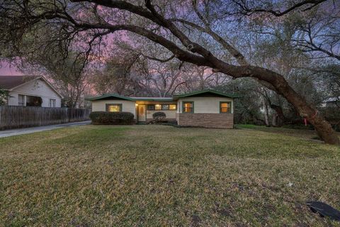 2004 Griswold LN Austin TX 78703