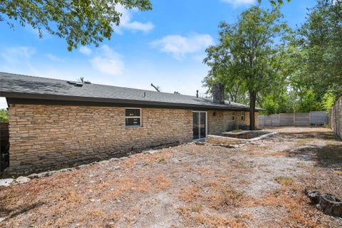 Tiny photo for 11704 Indianhead DR, Austin, TX 78753 (MLS # 3172886)