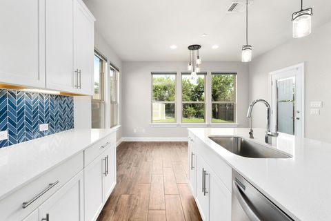 Tiny photo for 19011 Pequenia CV, Austin, TX 78738 (MLS # 3906854)