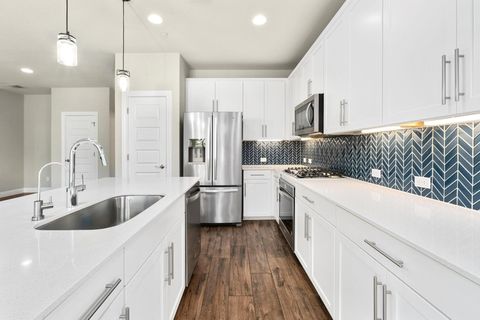 Tiny photo for 19011 Pequenia CV, Austin, TX 78738 (MLS # 3906854)