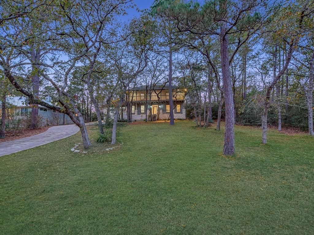 Bastrop, Texas 78602, United States, 5 Bedrooms Bedrooms, ,3 BathroomsBathrooms,Residential,Active,19739