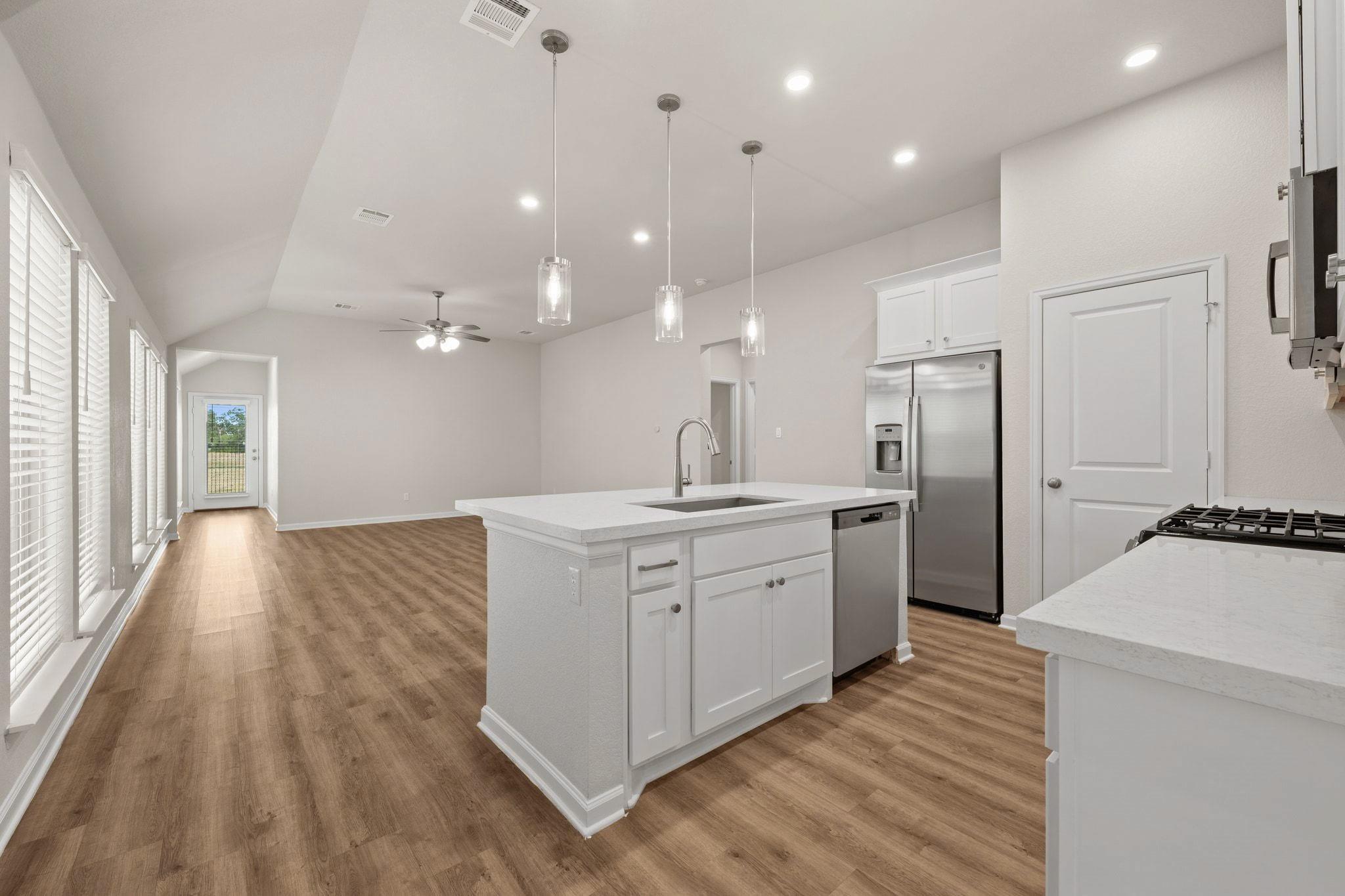 213 Banyon DR
