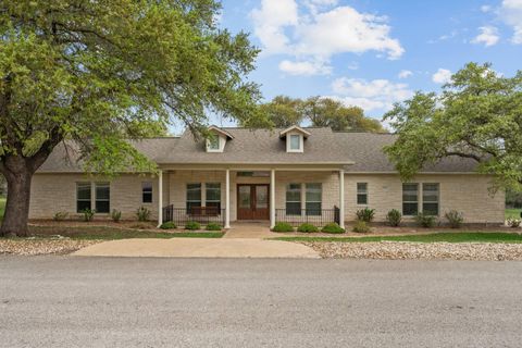 Photo of 21507 Lakefront DR DR, Lago Vista, TX 78645 (MLS # 4196137)
