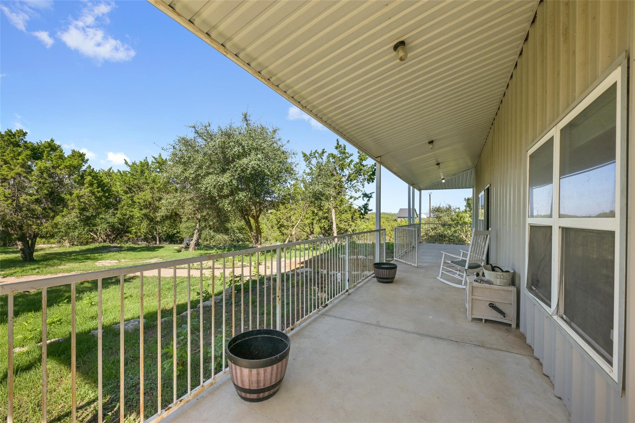 1101 Roy Creek TRL