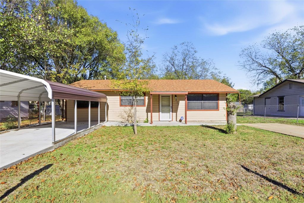 Photo of 213 Ebony ST, San Marcos, TX 78666 (MLS # 5463227)