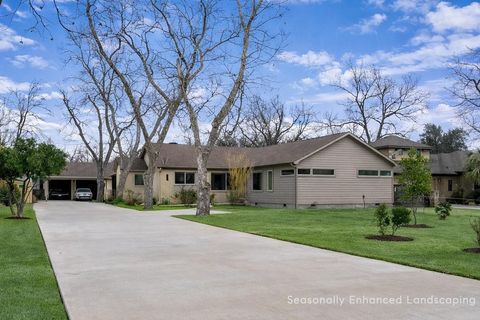 1612 Meadow LN Taylor TX 76574