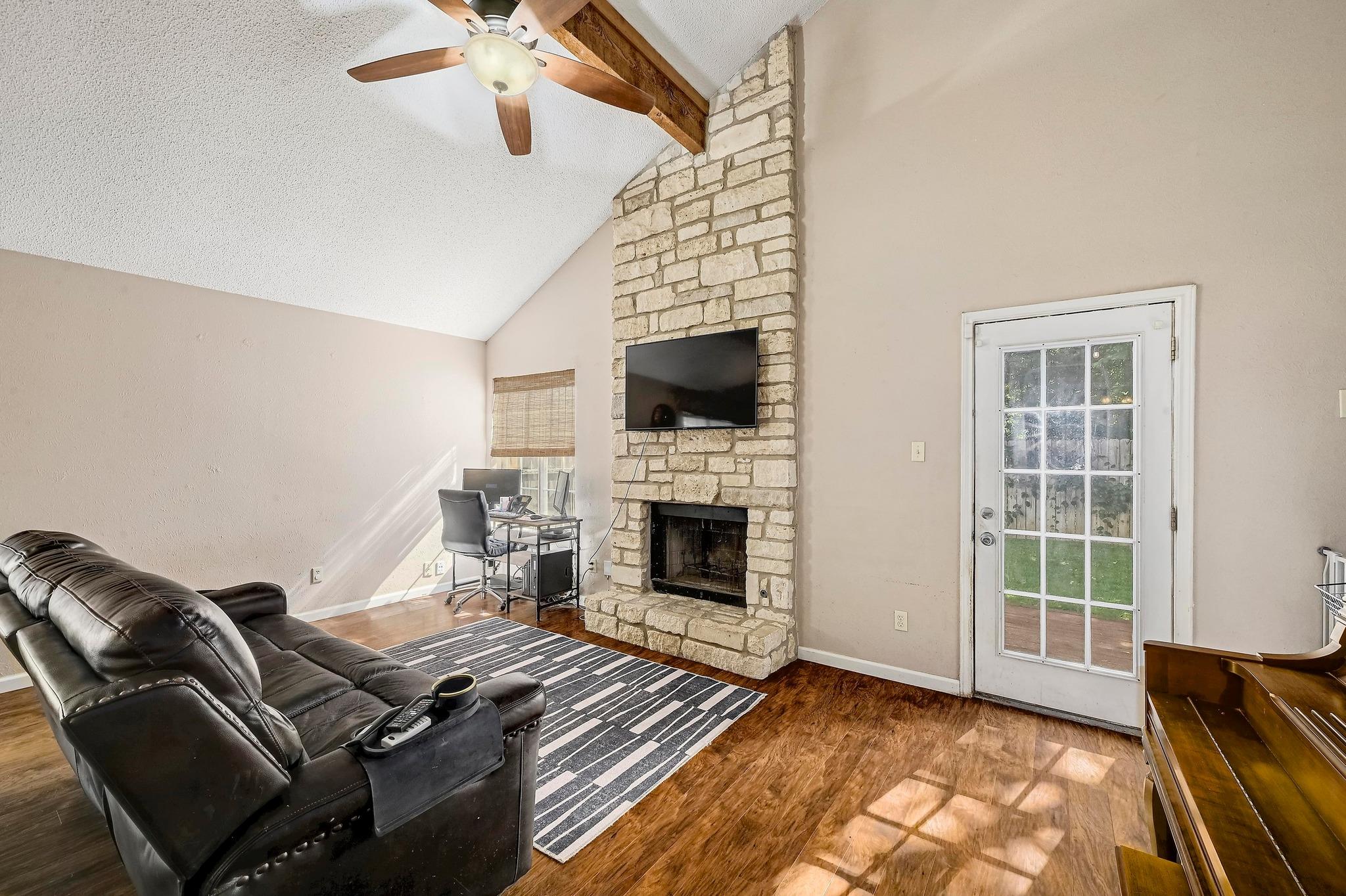 1713 Tamra CT