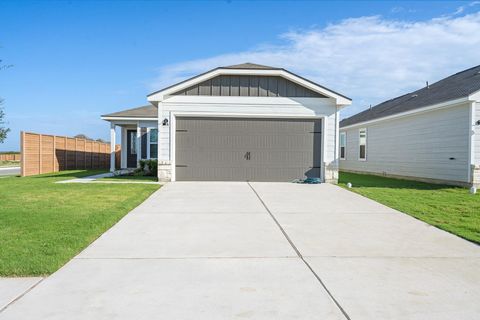 129 Paria CT Jarrell TX 76537