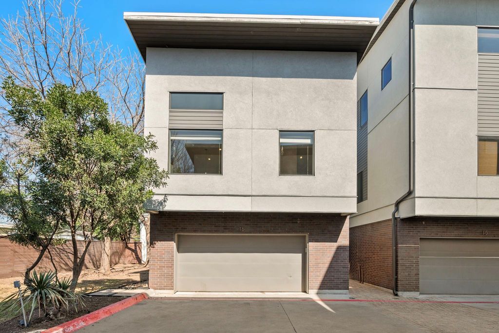 Photo of 1702 S Lamar BLVD #16, Austin, TX 78704 (MLS # 7634173)