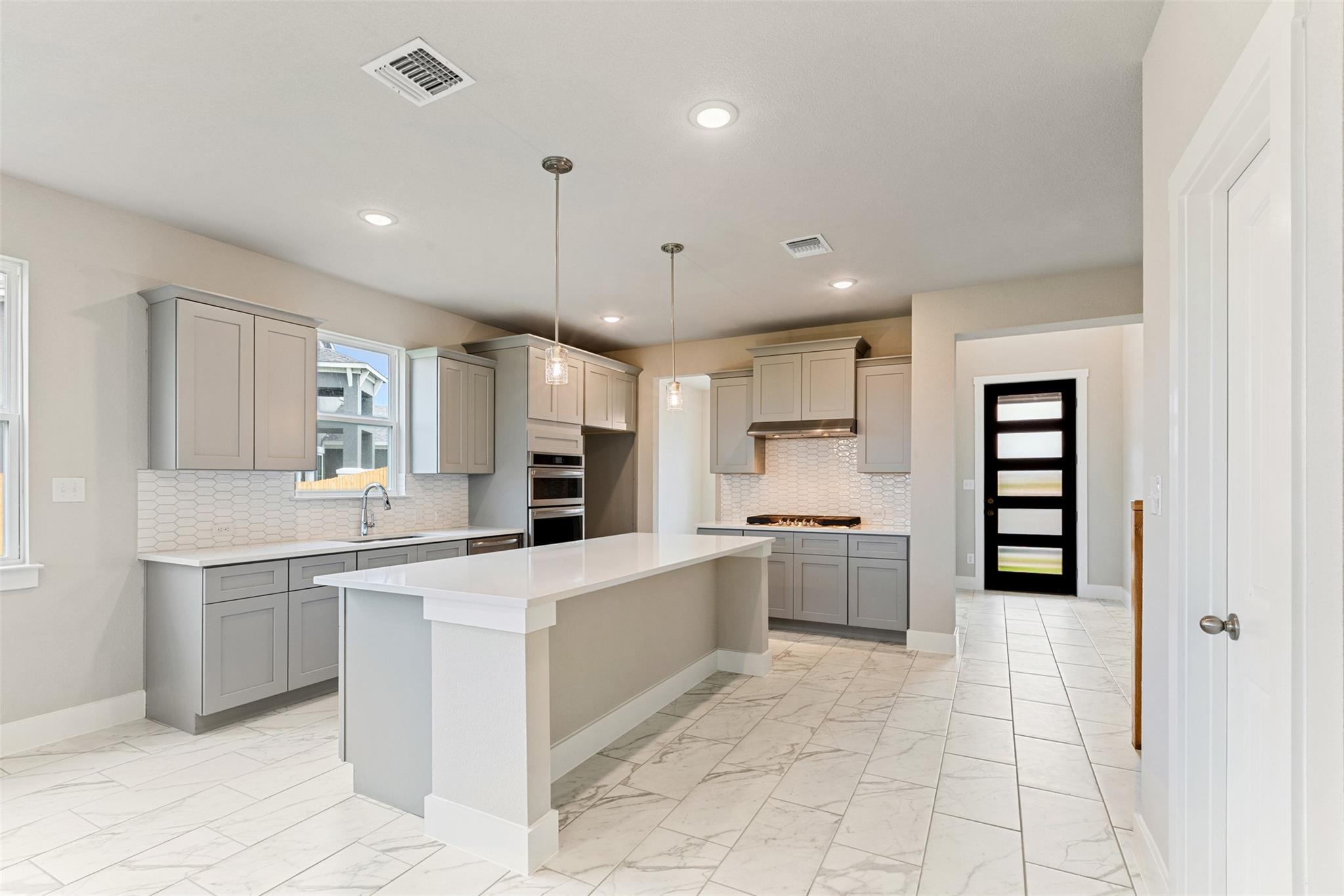 17705 Ardalia Pass
