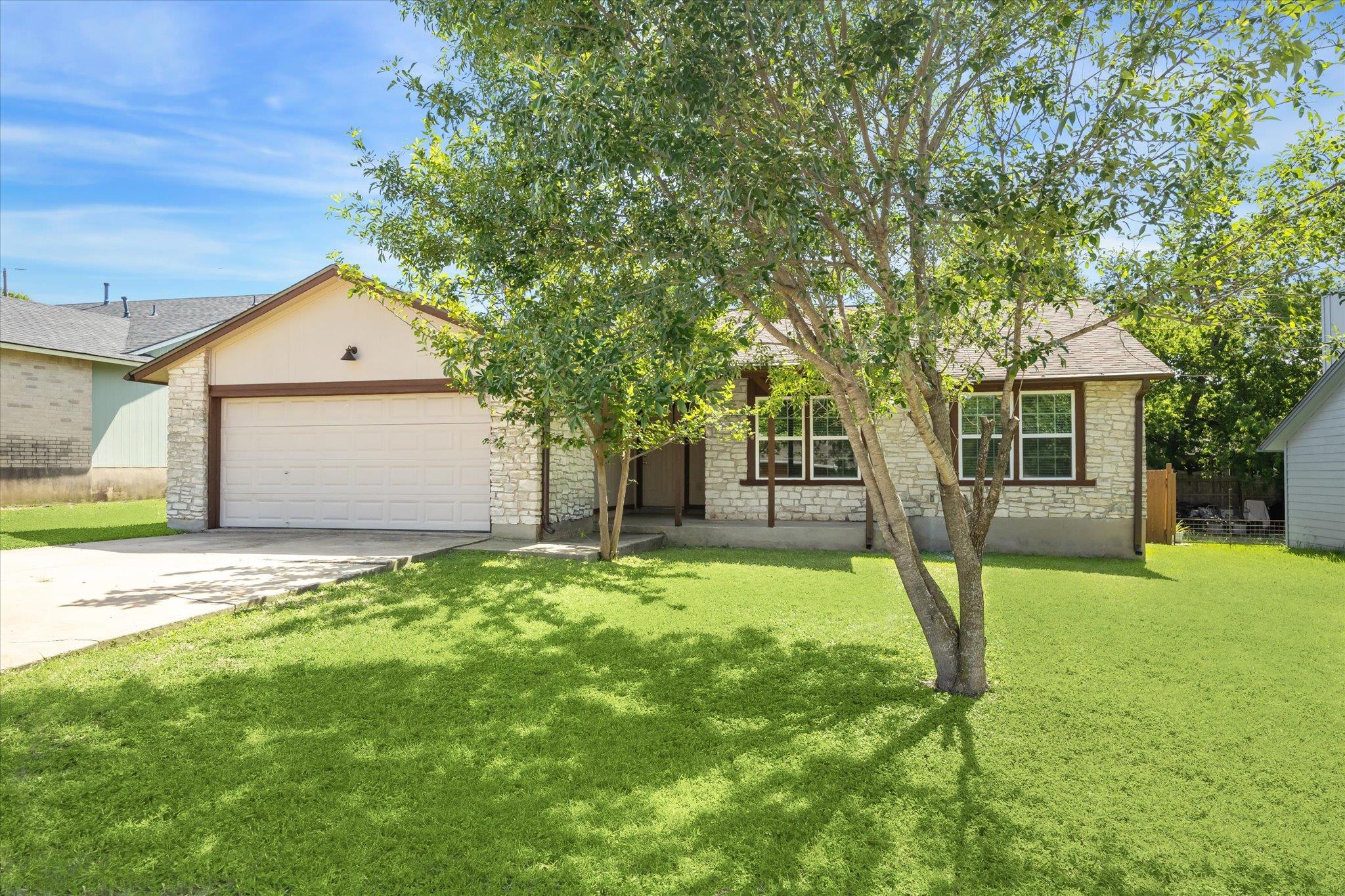 2202 Wagon Gap DR