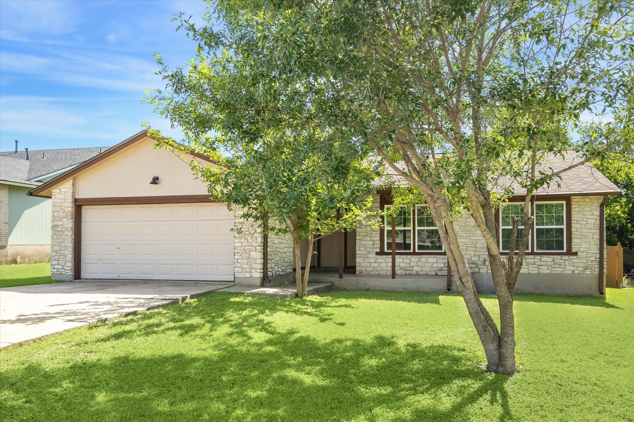 2202 Wagon Gap DR