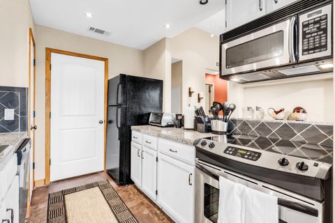 Tiny photo for 1406 Windsor RD #305, Austin, TX 78703 (MLS # 7300115)