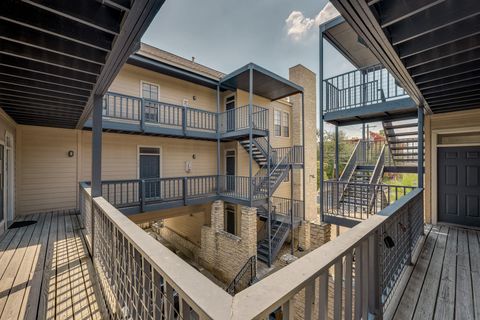 Tiny photo for 711 W 21st ST #203, Austin, TX 78705 (MLS # 4600395)