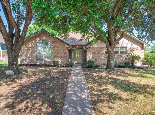1710 OAKLAWN DR, TAYLOR, TX 76574 - Image 00a456b8c8b94d72e36edd827143b264/1973016421