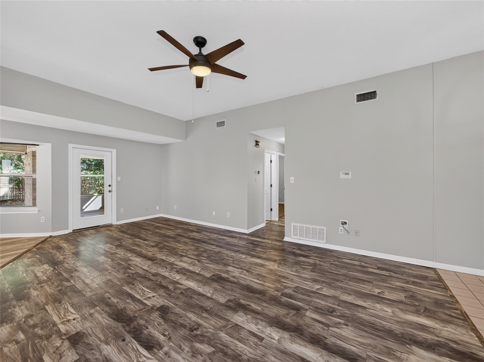 1710 Oaklawn DR